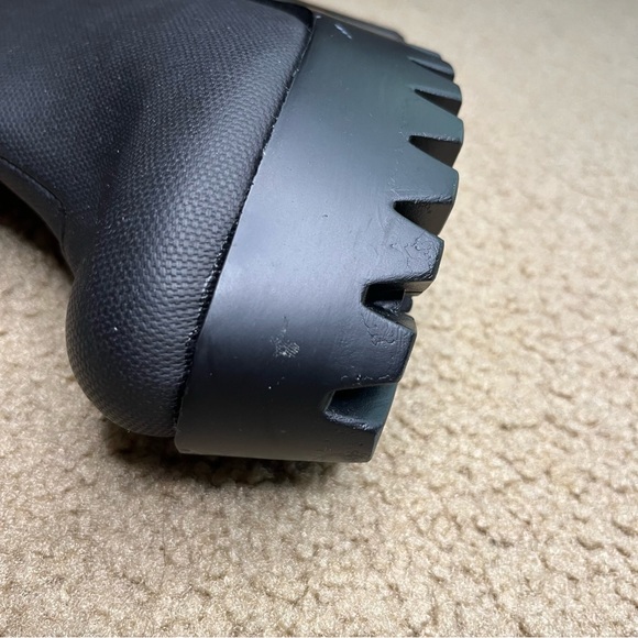 Refresh Black Ankle Booties Zip Up Closure Size 6 - Picture 11 of 11